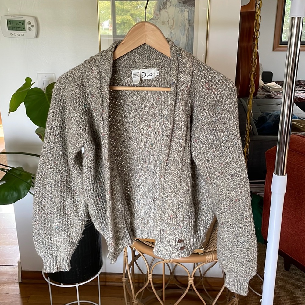 Cute vintage cardi in size small